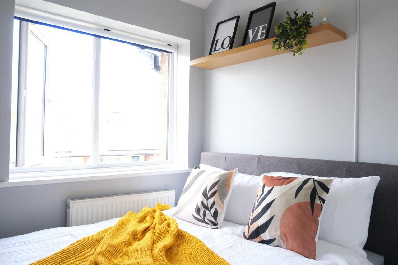 Bee Stays - Northway House วอร์ริงตัน ภายนอก รูปภาพ